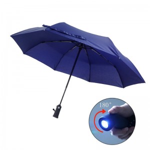 2019 Rainy strong waterproof  wholesale 3 fold umbrella with led torch